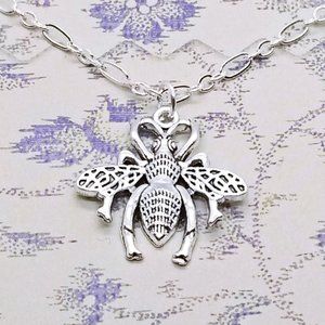 Silver Detailed Bee Necklace